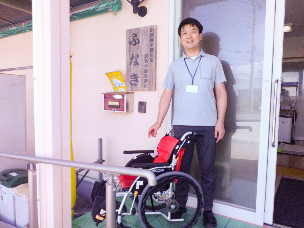 元阪神の赤星さん直筆サイン入り「車いす」を、ふなきへ寄贈していただきました